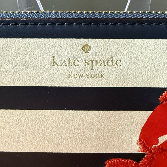 Kate Spade ‘Shore Thing’ Crab Lacey Wallet - Picture 3 of 6
